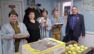 Фронтовая бригада Центра культуры, досуга и спорта села Родниковского посетила военный военный клинический госпиталь города Ставрополя.