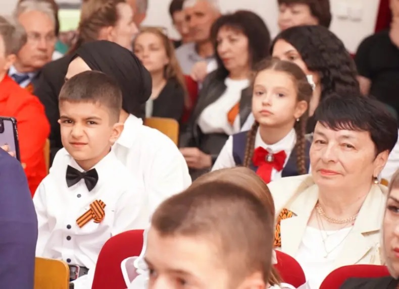 В Центре детского творчества наградили победителей и призеров регионального этапа всероссийской олимпиады школьников и краевых олимпиад регионального центра «Сириус 26».