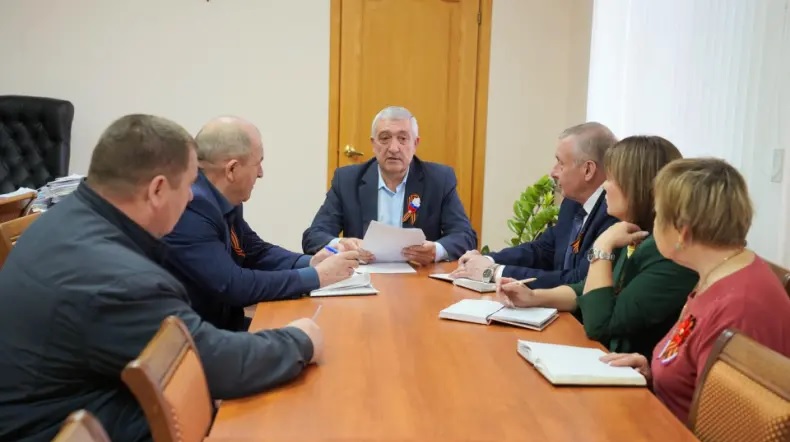 Заседании комиссии.