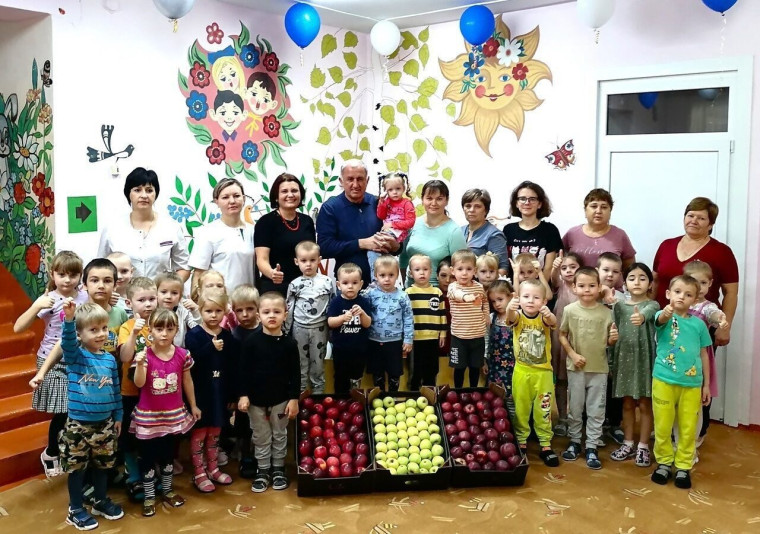 Сегодня свой юбилей отмечает депутат Думы Ставропольского края Игорь Васильевич Андрющенко. Сегодня свой юбилей отмечает депутат Думы Ставропольского края Игорь Васильевич Андрющенко.